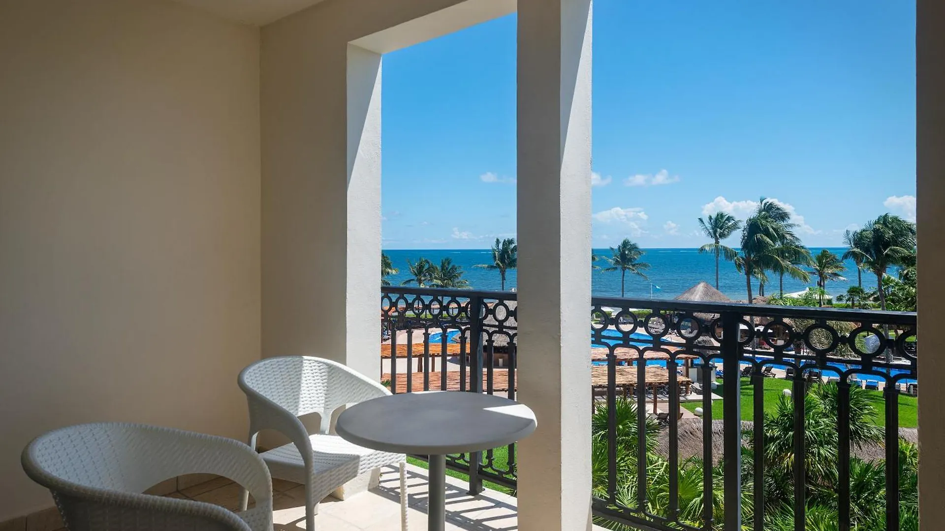 *****  Ocean Coral Resort - Все включено Пуэрто-Морелос Мексика